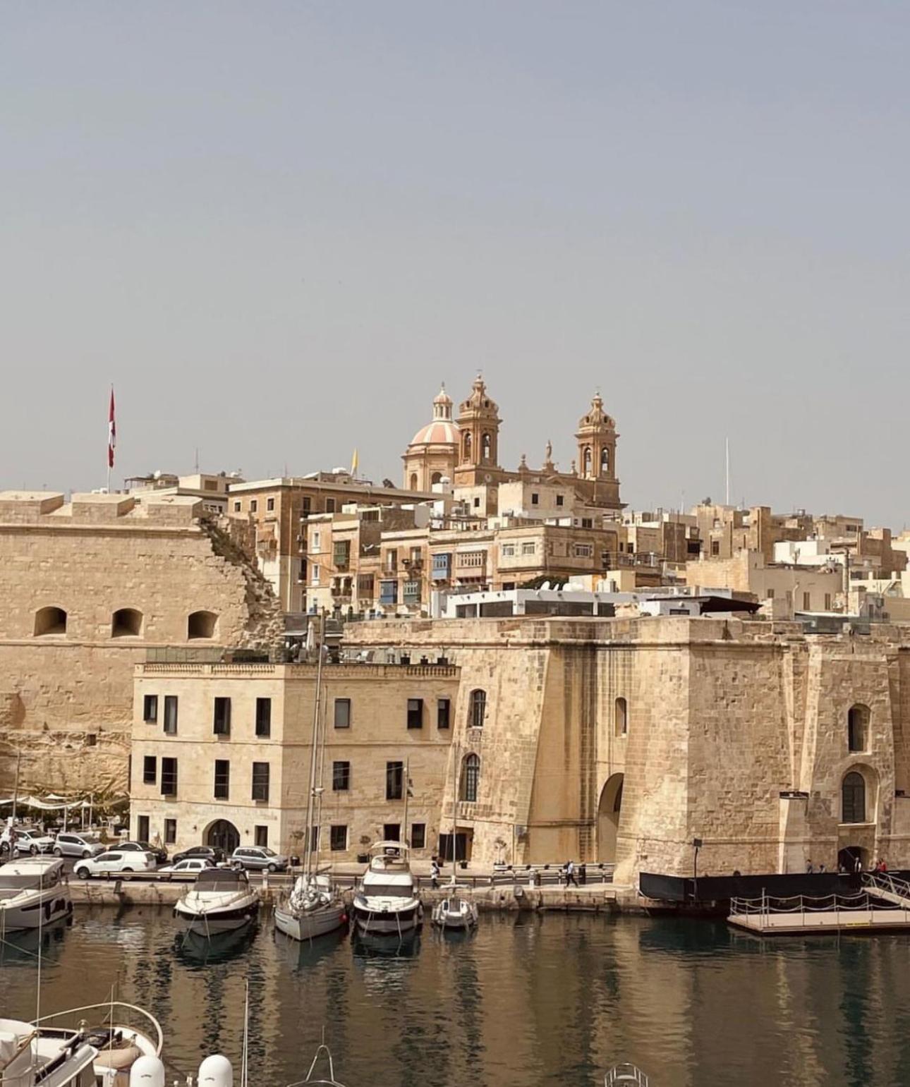 Arcanum Apartment 1 Very Close To Seafront Bus Station And Ferry To Valletta Сенглея Экстерьер фото